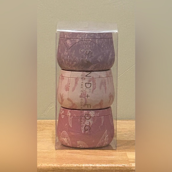 Box set with 3 Sand & Fog Candles in beautiful floral designed tins. NWTS. - Picture 2 of 6